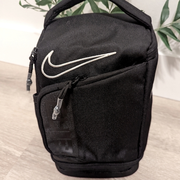 Nike Elite Fuel Pack Lunch Bag | Poshmark